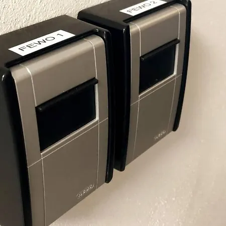 Liebevoll Sanierte, Grosszuegige Stadtwohnung, 70 Qm Apartament